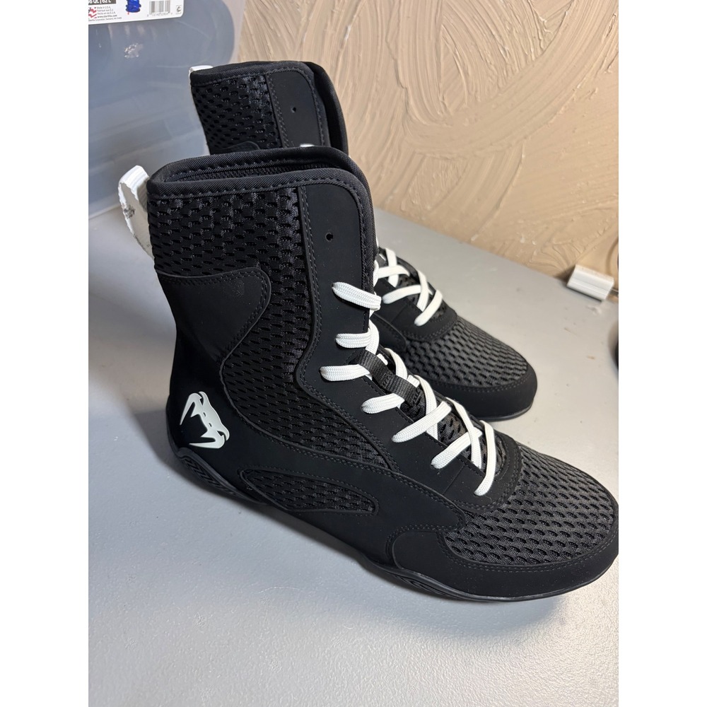 Venum Contender Boxing Shoes Mens 9.5 Black White High Top Mesh Training Boots